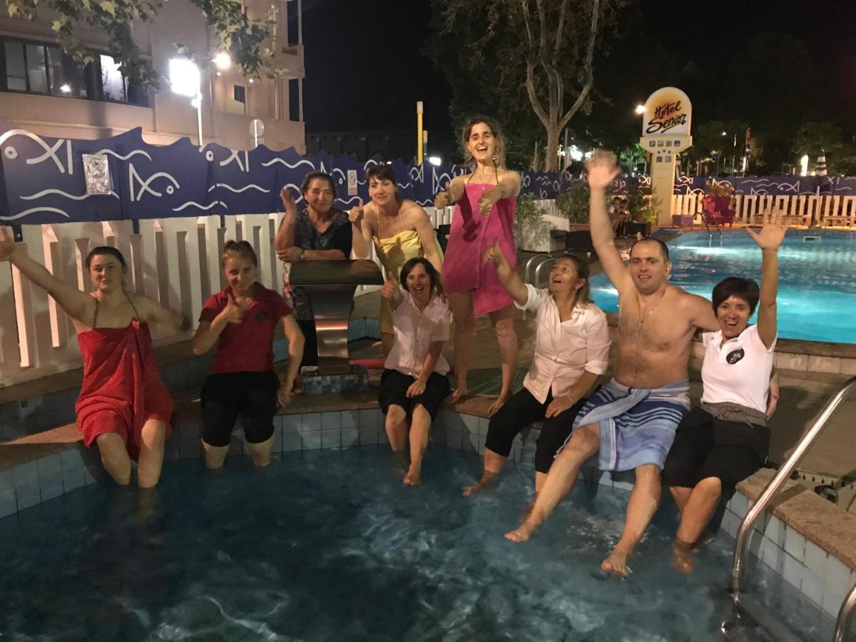 Hotel Senior Cattolica Luaran gambar